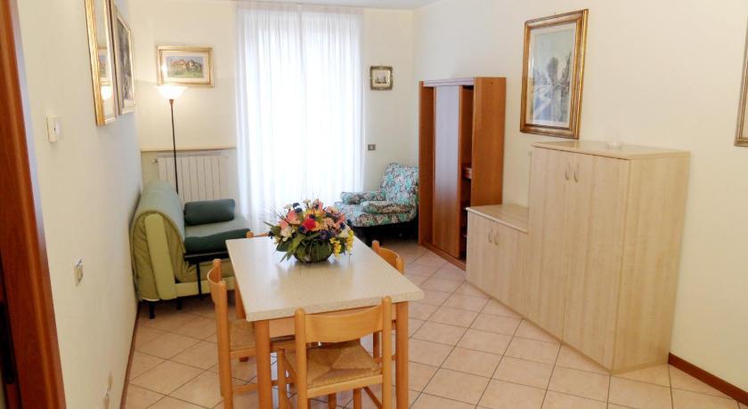 Casa Vacanze Touring Verbania Quarto foto