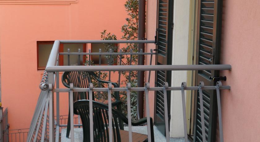 Casa Vacanze Touring Verbania Exterior foto
